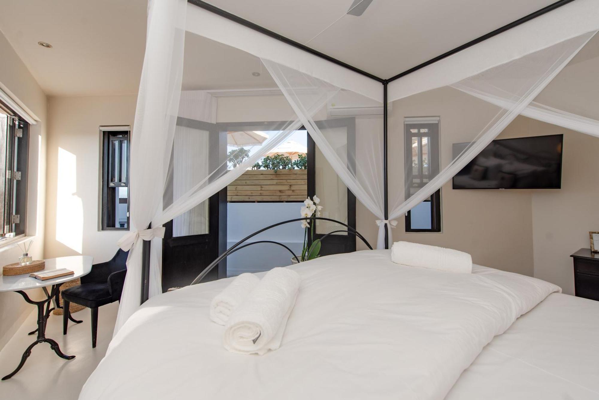 Hotel The Ivory Haus Plettenberg Bay Esterno foto