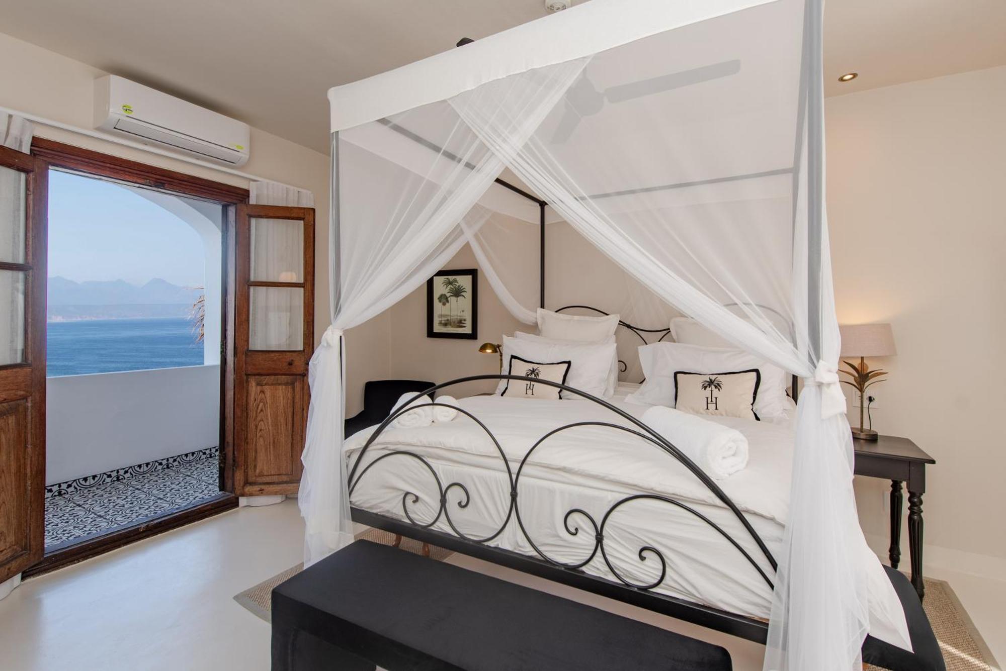 Hotel The Ivory Haus Plettenberg Bay Esterno foto