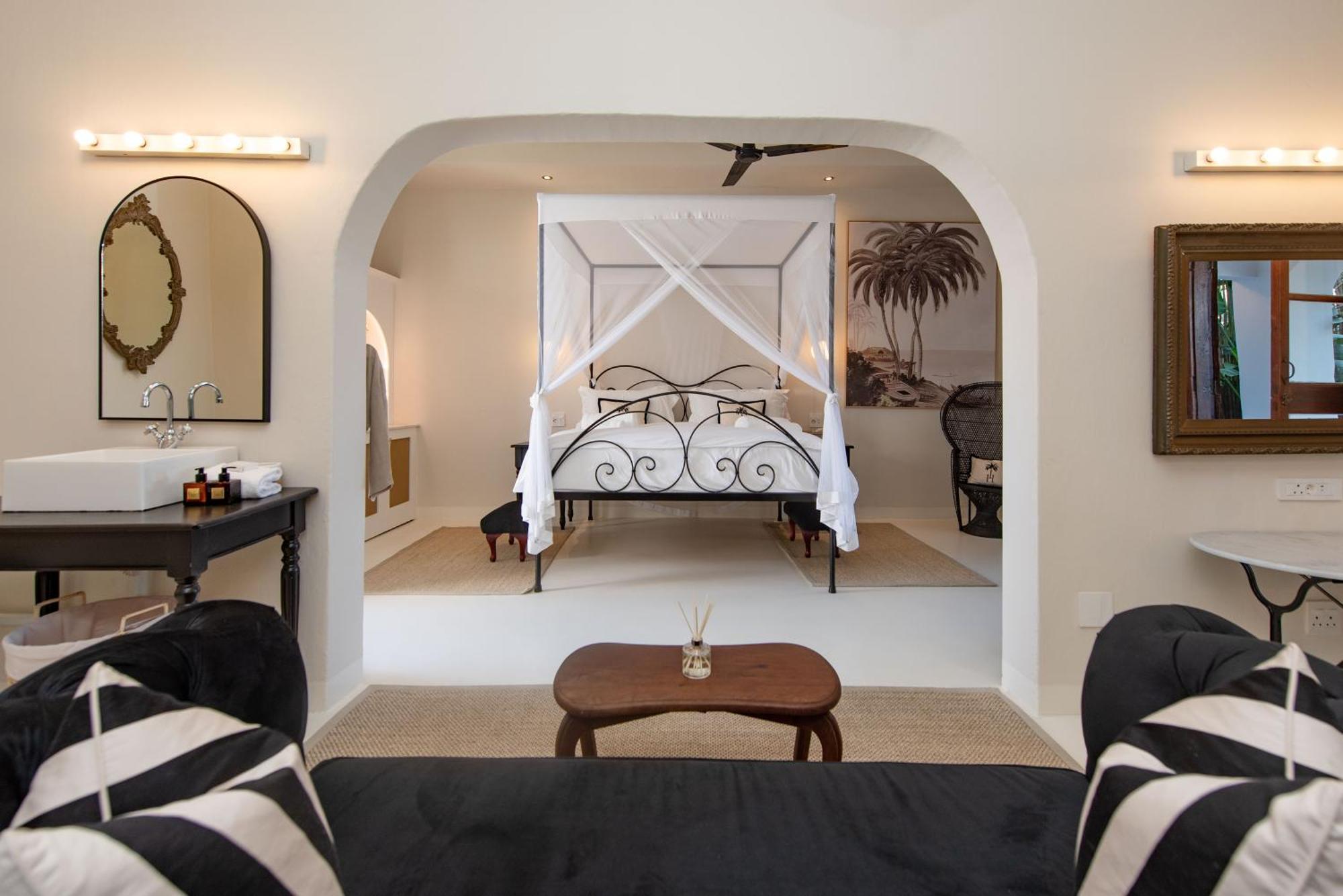 Hotel The Ivory Haus Plettenberg Bay Esterno foto