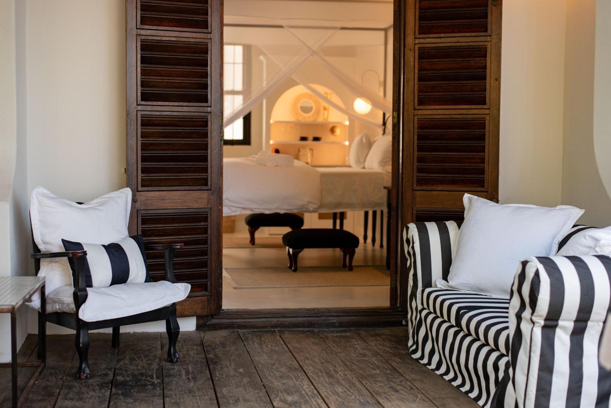 Hotel The Ivory Haus Plettenberg Bay Esterno foto