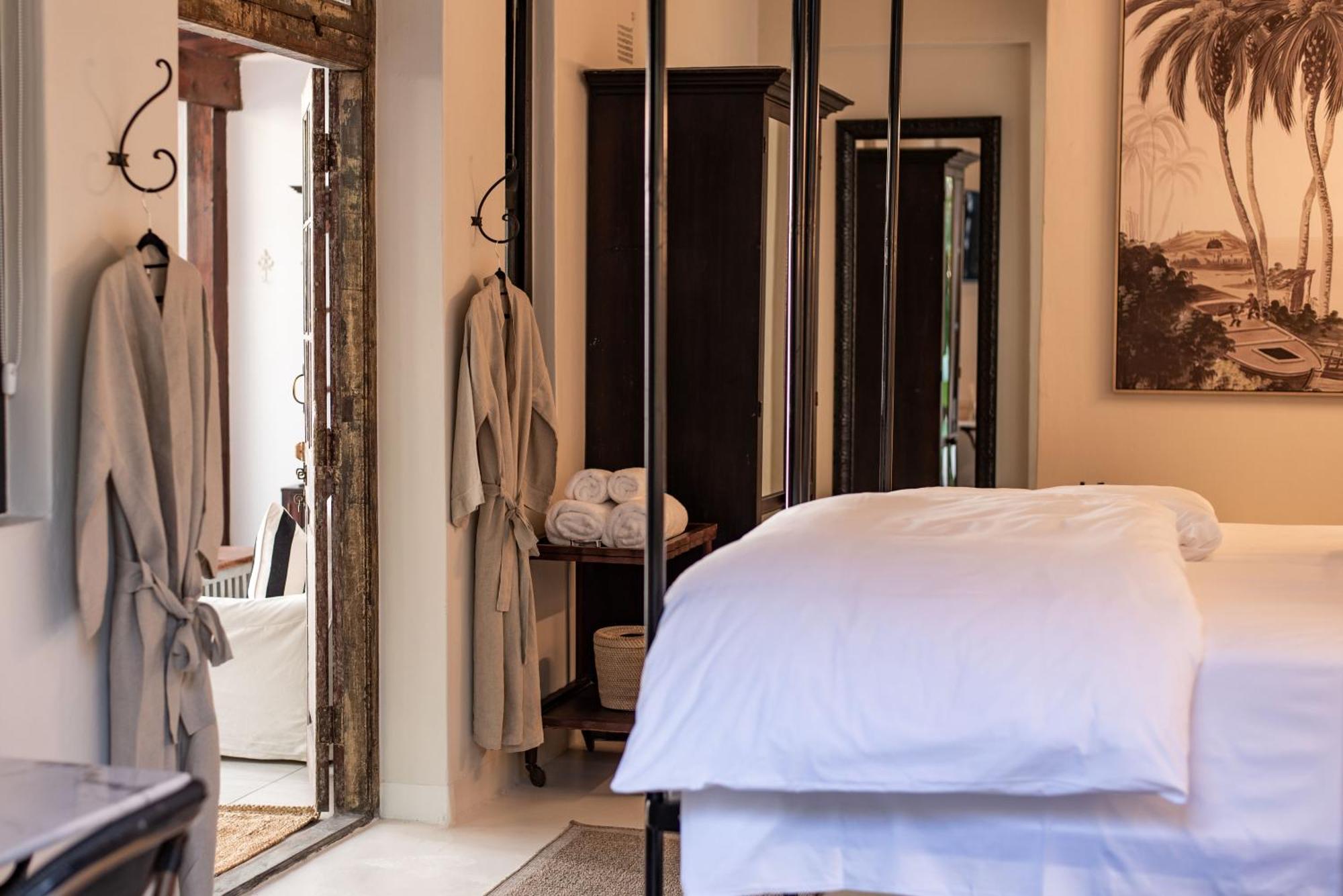 Hotel The Ivory Haus Plettenberg Bay Esterno foto