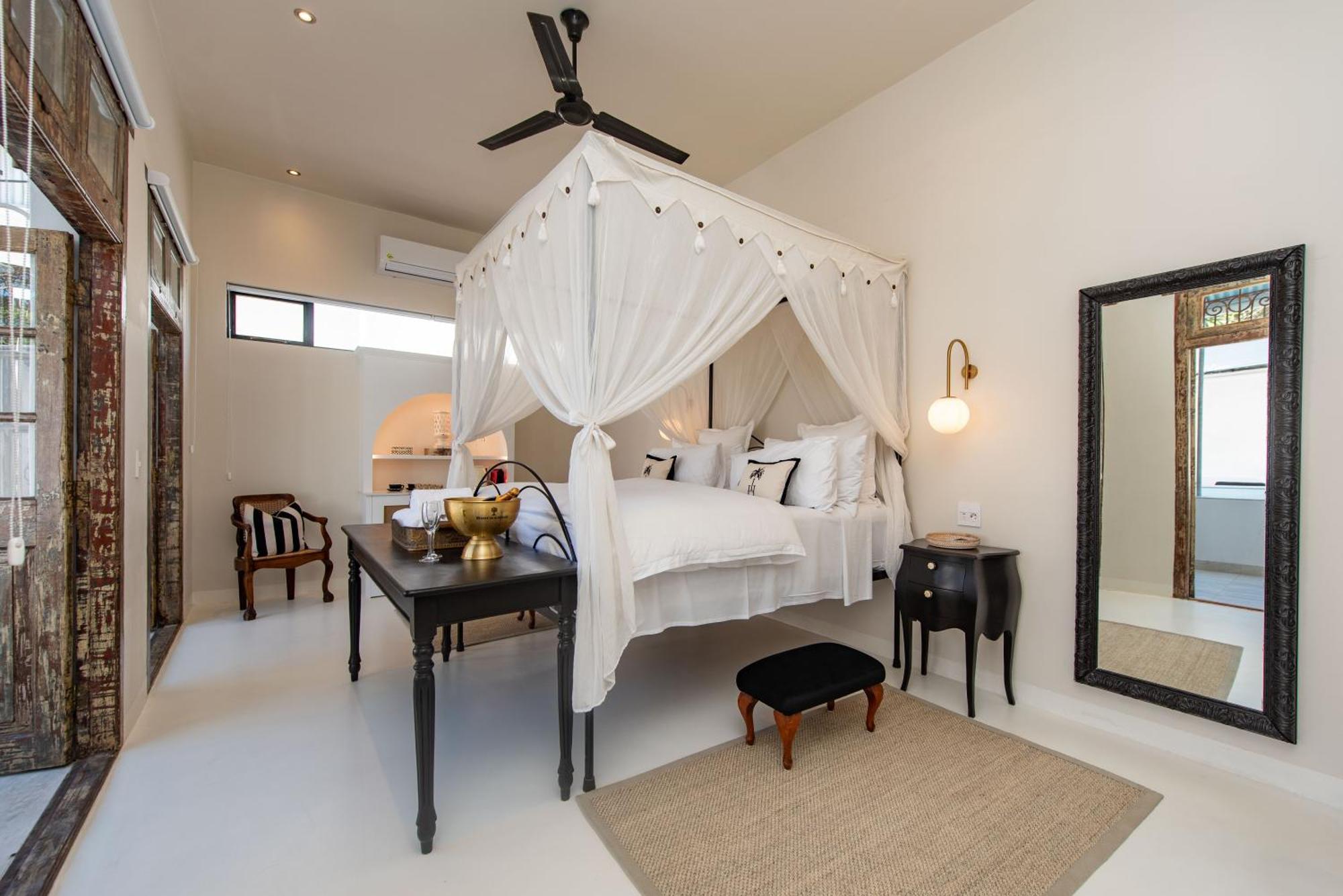 Hotel The Ivory Haus Plettenberg Bay Esterno foto