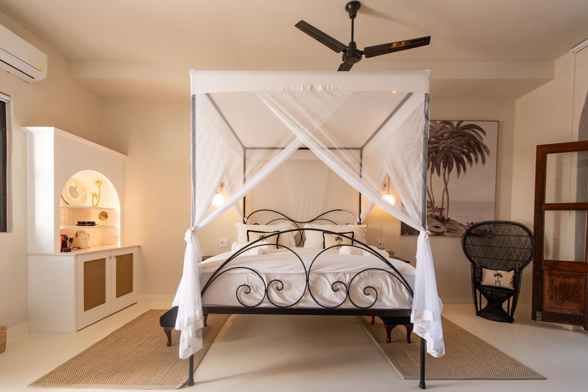 Hotel The Ivory Haus Plettenberg Bay Esterno foto